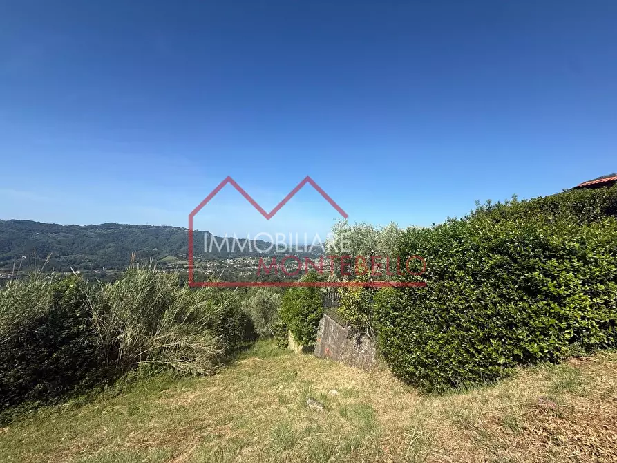Immagine 24 di Rustico / casale in vendita  a Camaiore