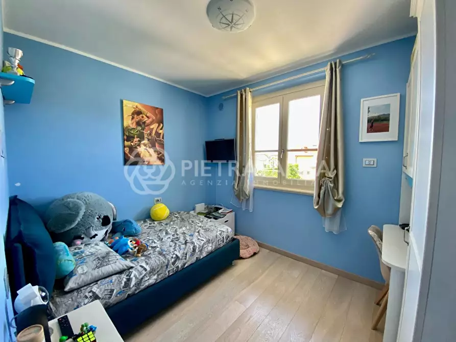 Immagine 18 di Villa in vendita  a Pietrasanta
