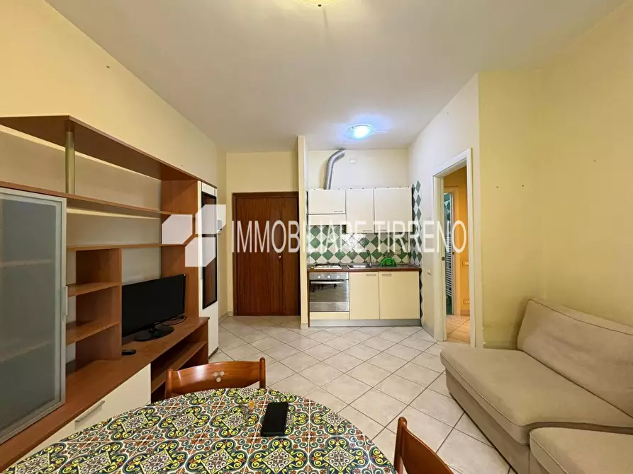 Immagine 3 di Appartamento in vendita  a Carrara