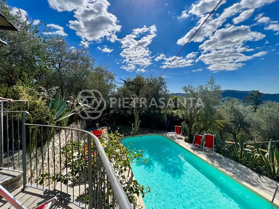 Immagine 28 di Rustico / casale in vendita  a Camaiore