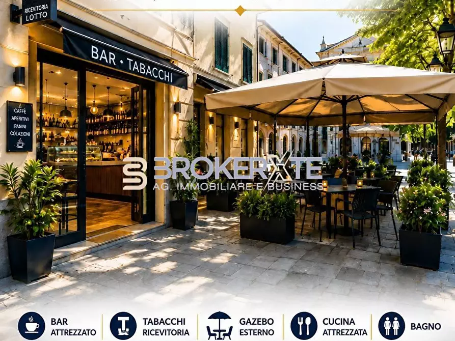 Immagine 1 di Bar / Ristorante in vendita  a Carrara
