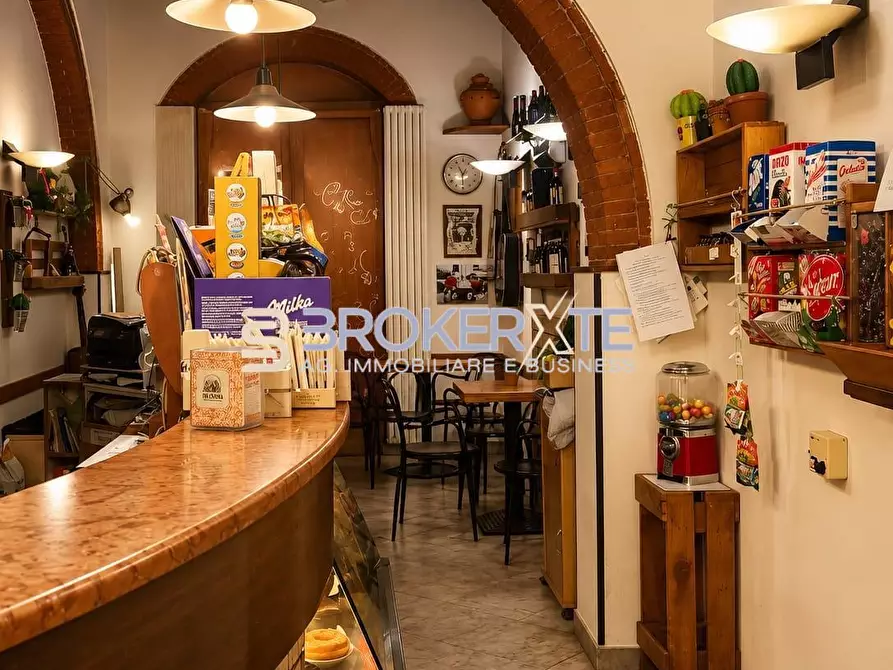 Immagine 2 di Bar / Ristorante in vendita  a Carrara