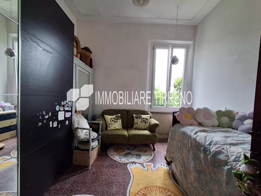 Immagine 22 di Casa indipendente in vendita  a Massa
