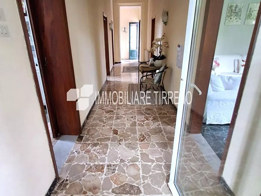 Immagine 14 di Casa indipendente in vendita  a Massa
