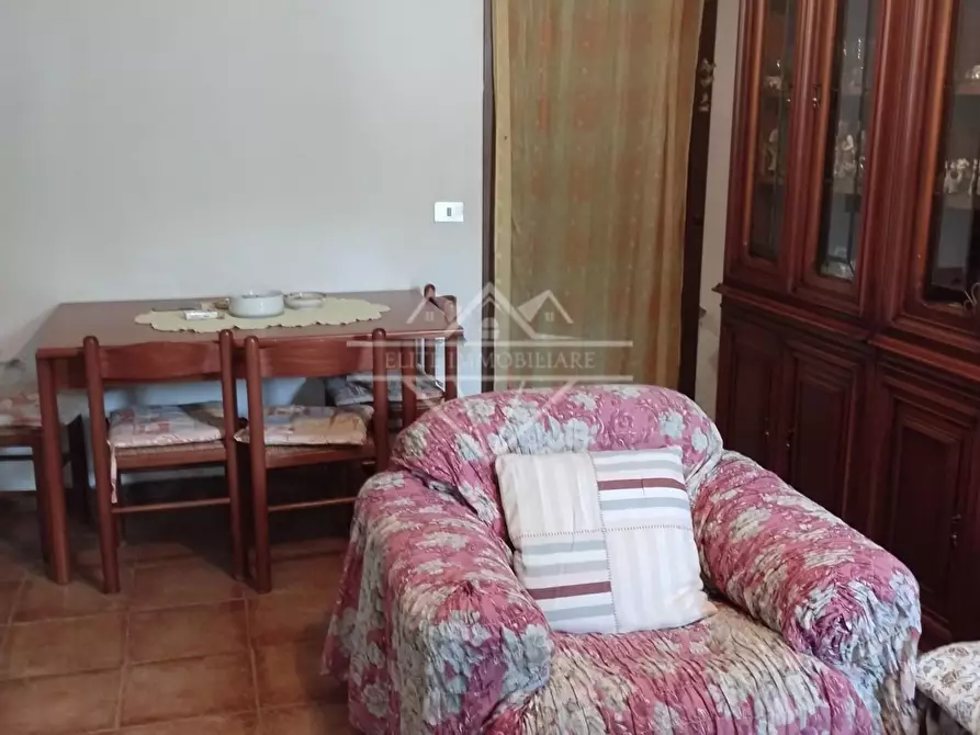 Immagine 5 di Appartamento in vendita  a Sarzana