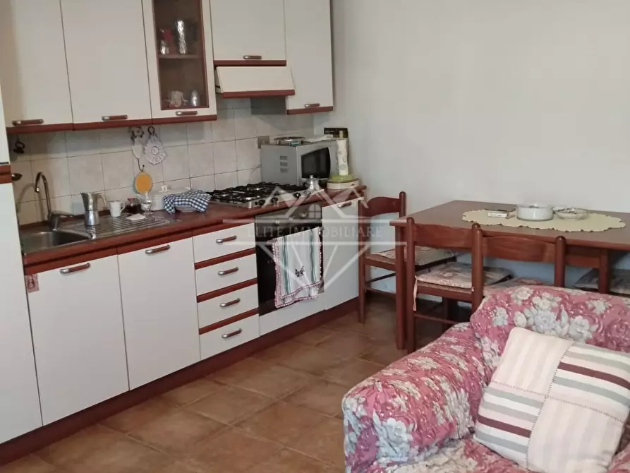 Immagine 1 di Appartamento in vendita  a Sarzana