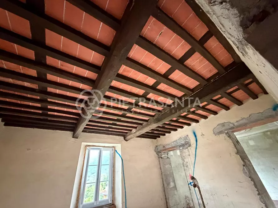 Immagine 24 di Villa in vendita  a Camaiore