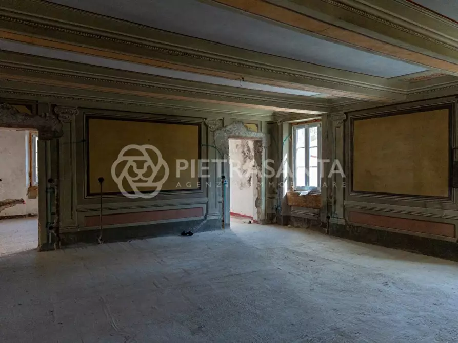 Immagine 28 di Villa in vendita  a Camaiore
