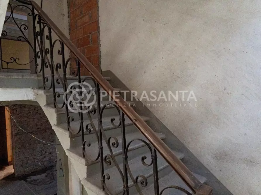Immagine 34 di Villa in vendita  a Camaiore