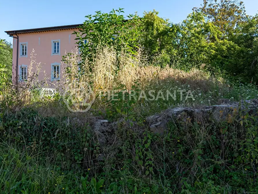 Immagine 36 di Villa in vendita  a Camaiore