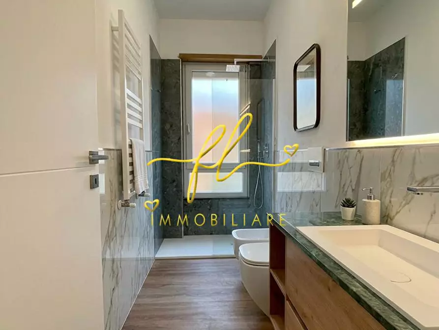 Immagine 6 di Appartamento in vendita  a Livorno