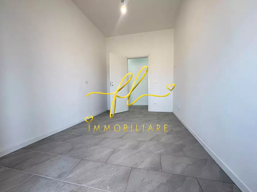 Immagine 27 di Appartamento in vendita  a Livorno