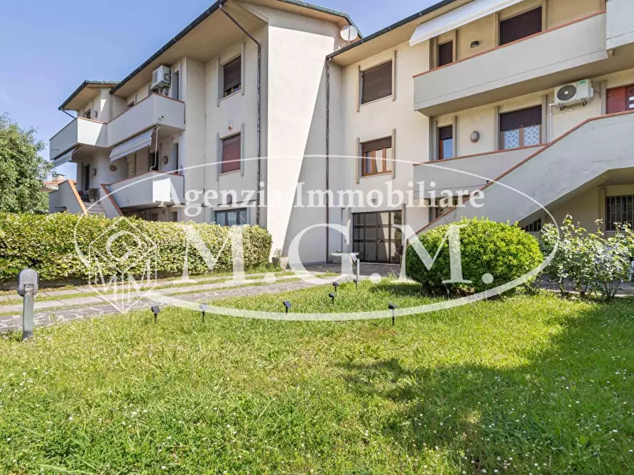 Immagine 25 di Casa bifamiliare in vendita  a Castelfranco Di Sotto