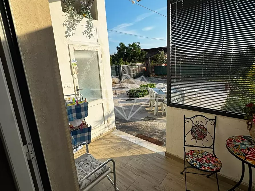 Immagine 2 di Casa indipendente in vendita  a Carrara