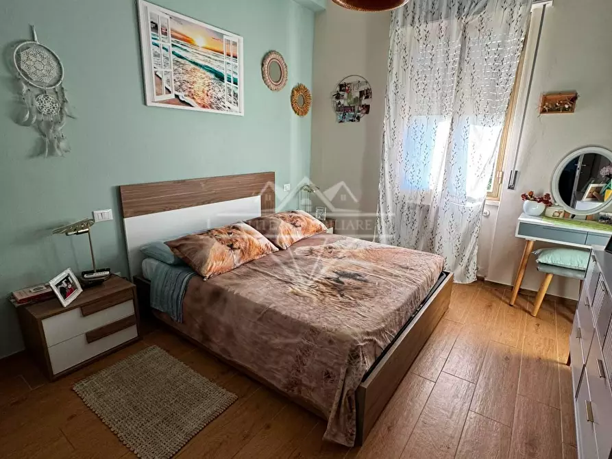 Immagine 18 di Casa indipendente in vendita  a Carrara