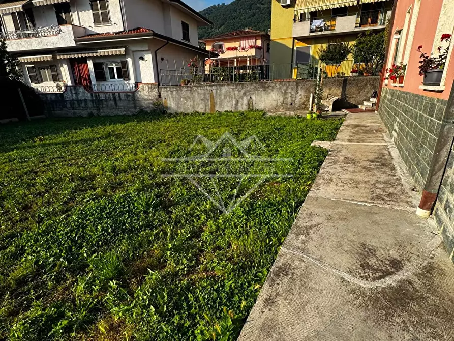 Immagine 28 di Casa indipendente in vendita  a Carrara