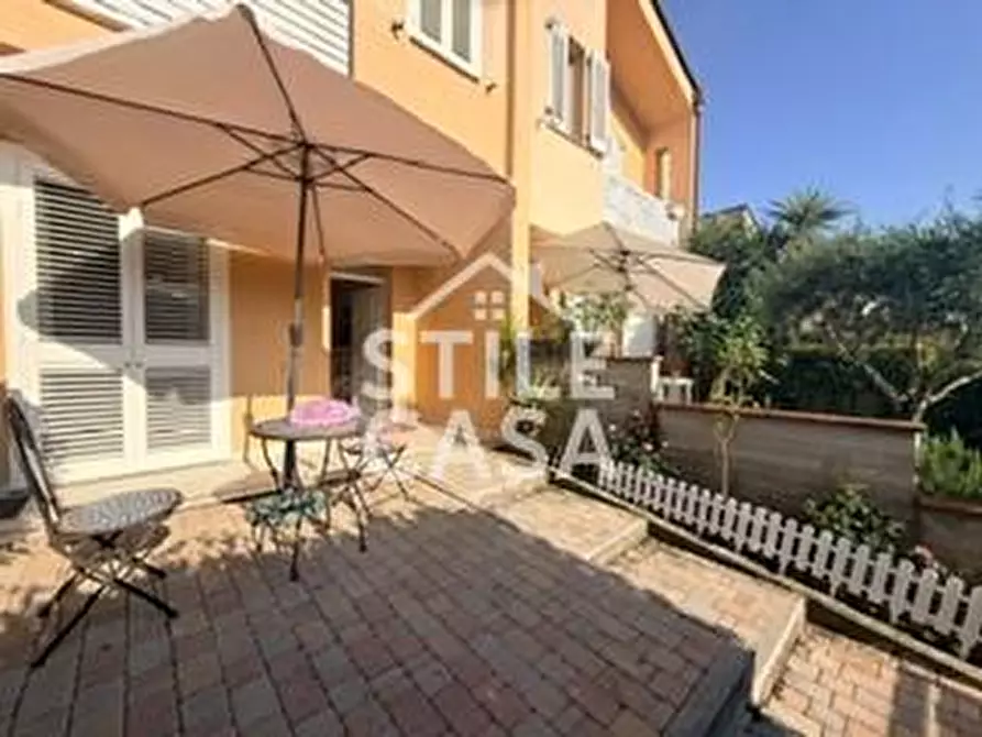 Immagine 38 di Villetta a schiera in vendita  a Buti