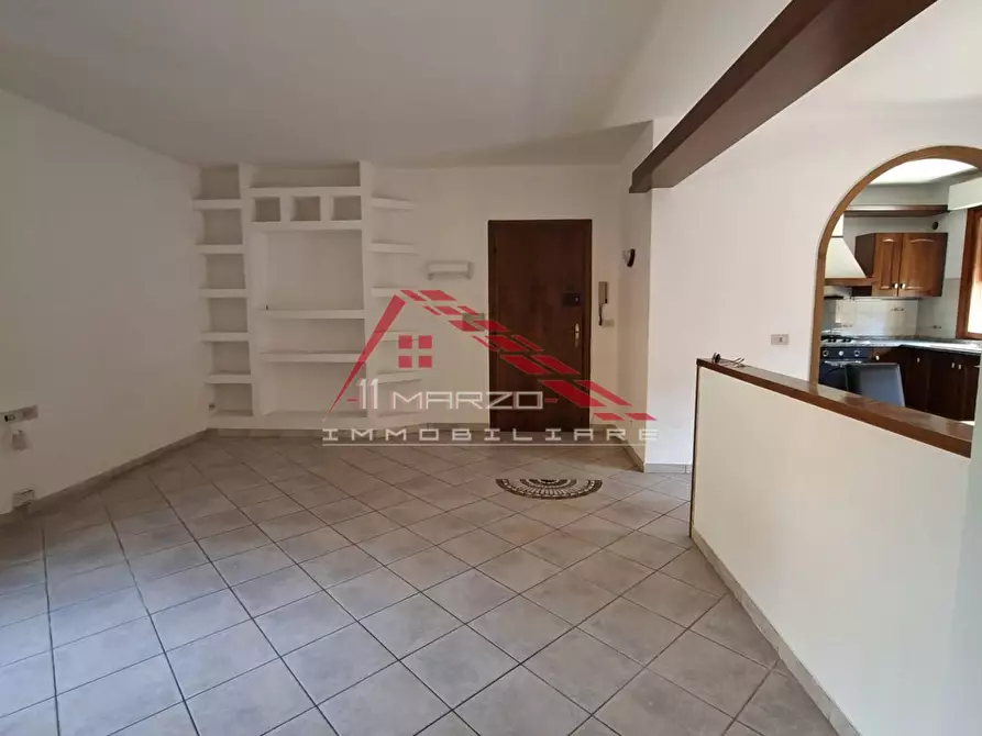 Immagine 3 di Appartamento in vendita  a Cascina