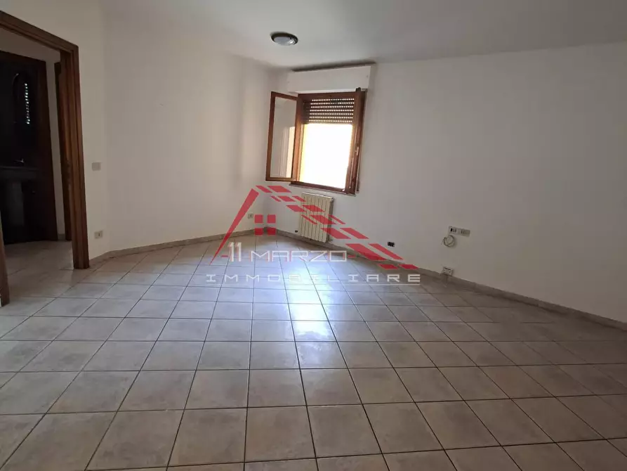 Immagine 9 di Appartamento in vendita  a Cascina