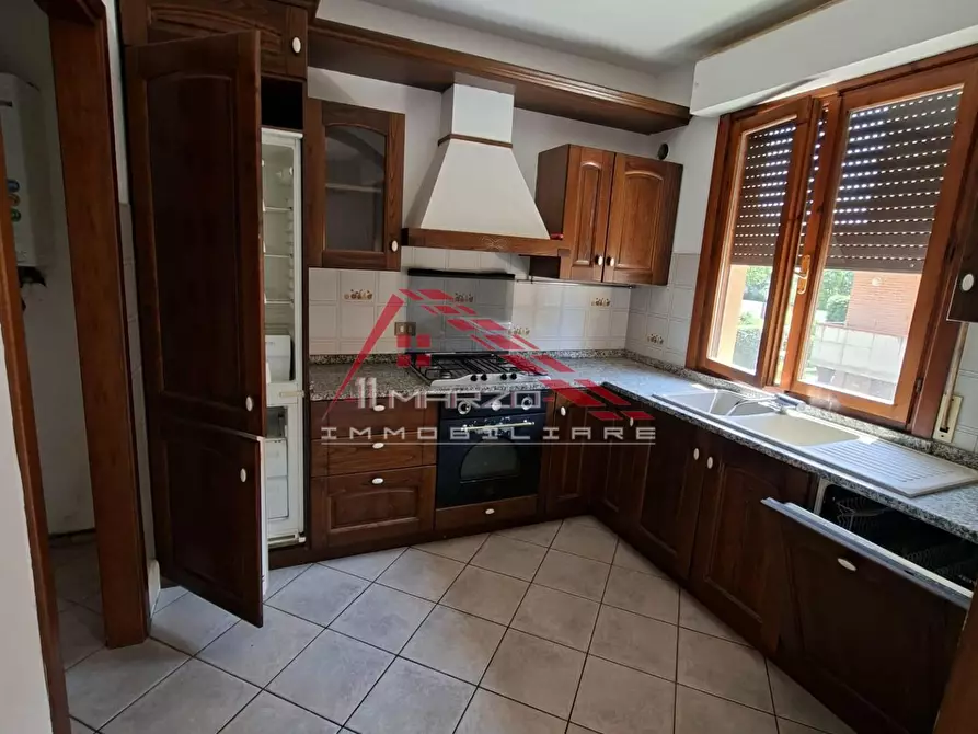Immagine 4 di Appartamento in vendita  a Cascina