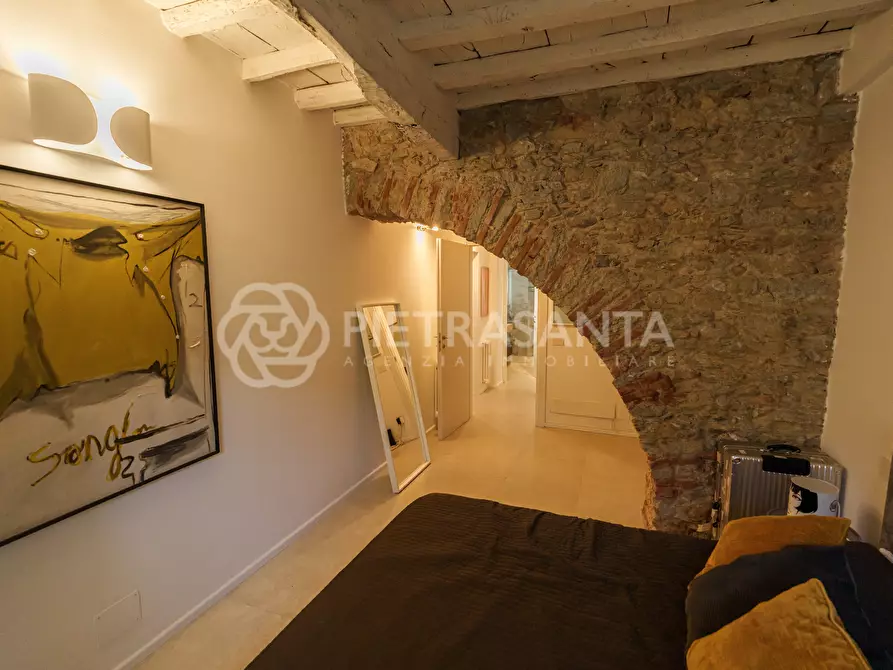 Immagine 29 di Appartamento in vendita  a Pietrasanta