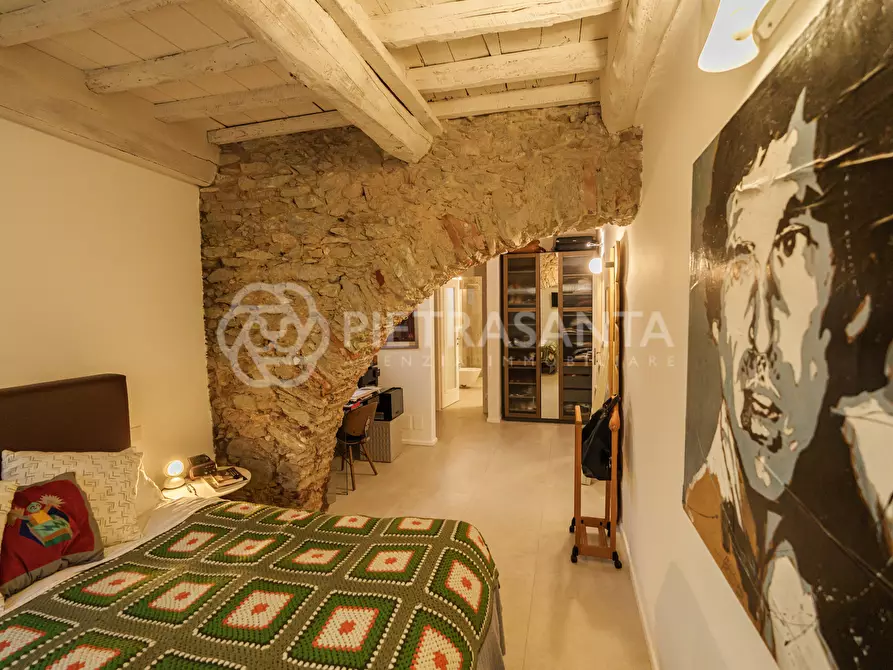Immagine 43 di Appartamento in vendita  a Pietrasanta