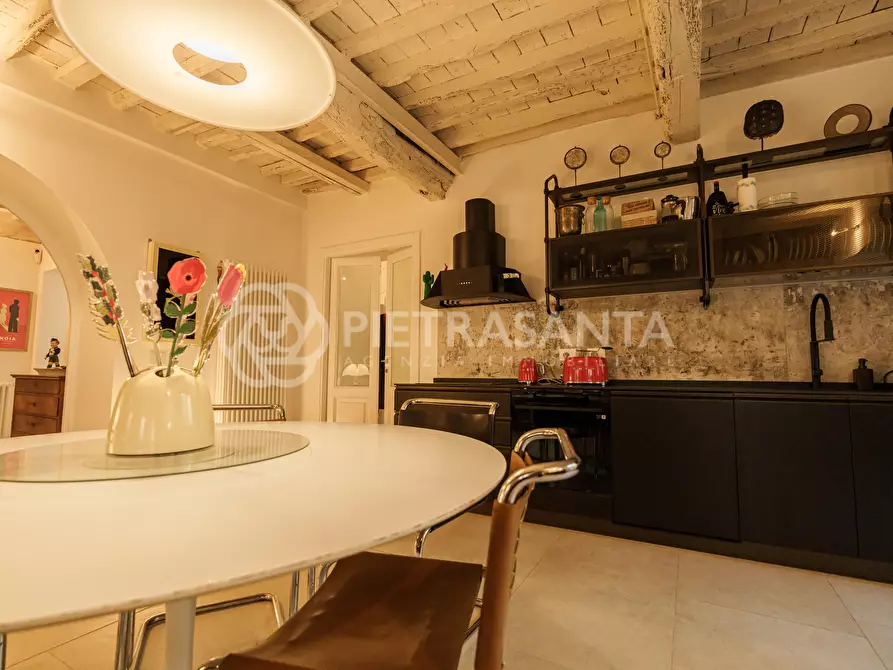 Immagine 21 di Appartamento in vendita  a Pietrasanta