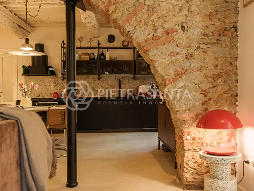 Immagine 7 di Appartamento in vendita  a Pietrasanta