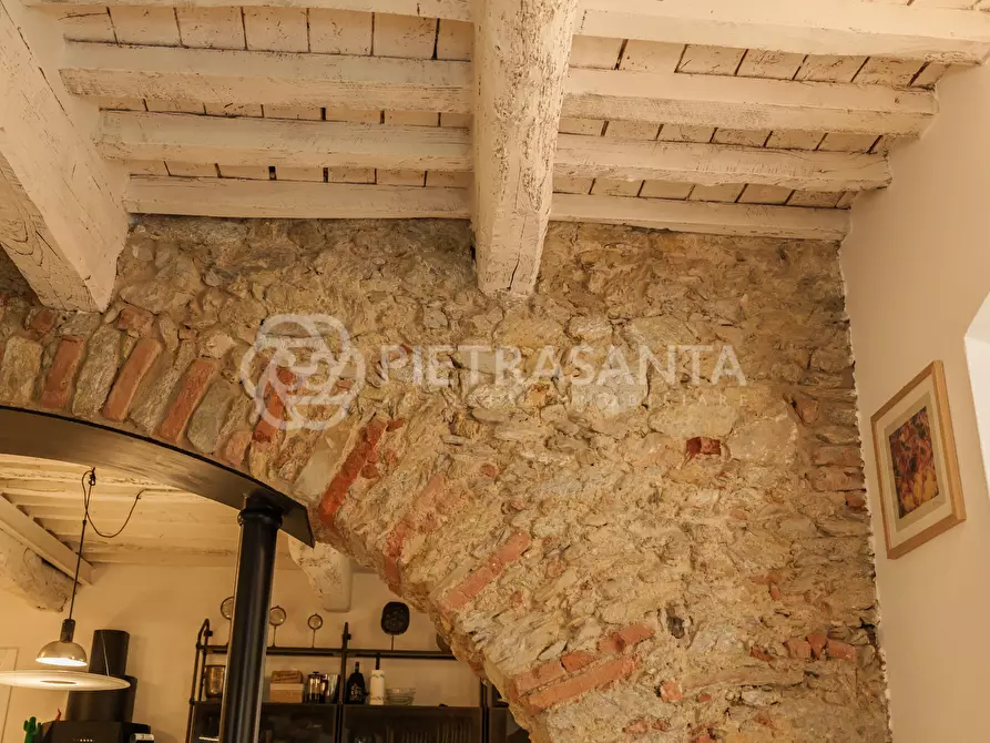 Immagine 6 di Appartamento in vendita  a Pietrasanta