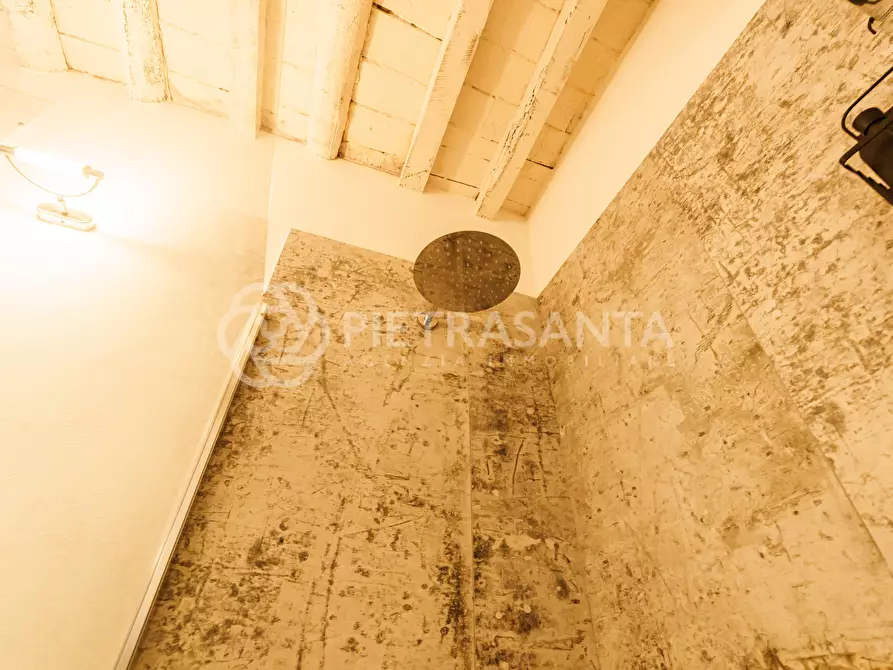 Immagine 54 di Appartamento in vendita  a Pietrasanta