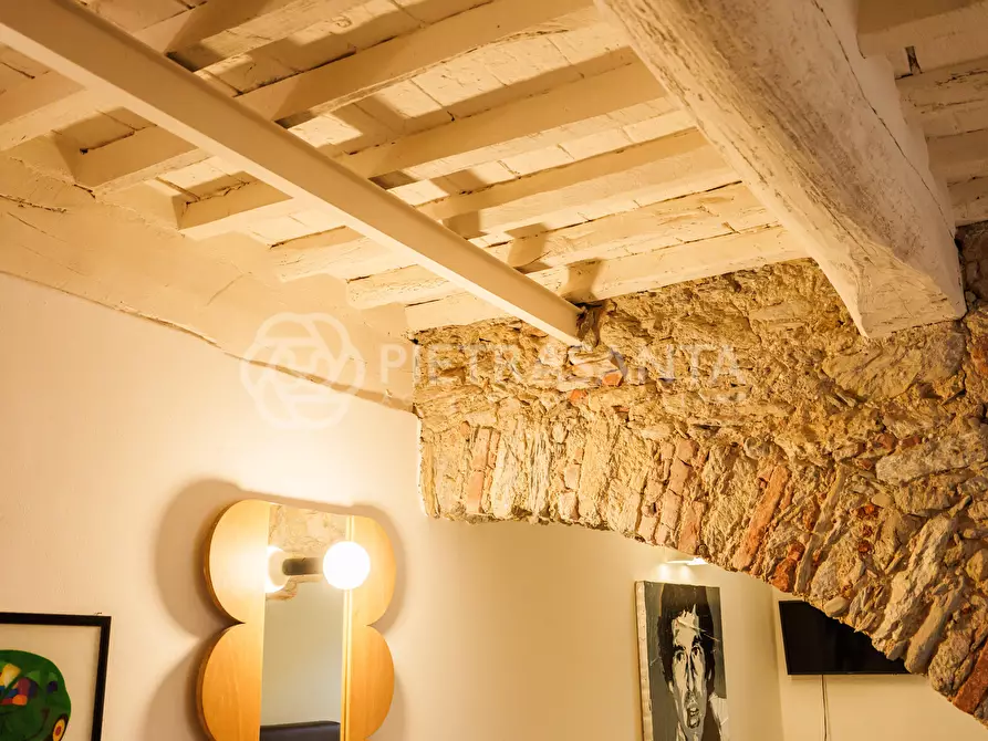 Immagine 56 di Appartamento in vendita  a Pietrasanta