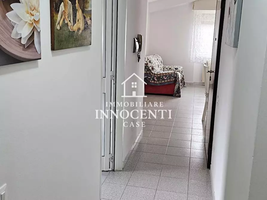 Immagine 3 di Appartamento in affitto  a Massa
