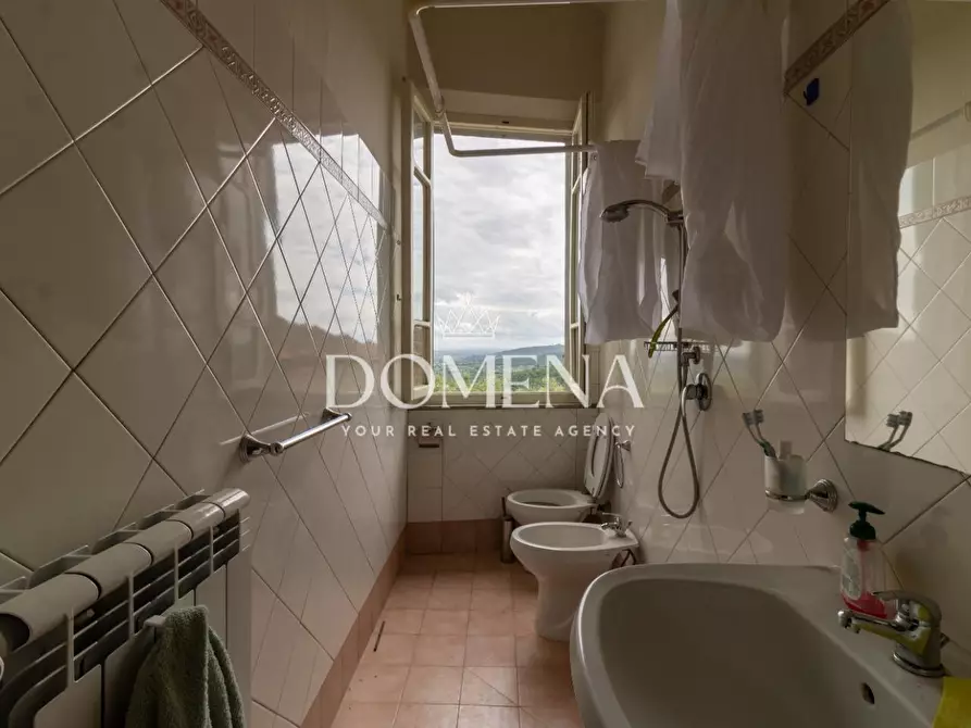 Immagine 26 di Casa indipendente in vendita  a Sinalunga