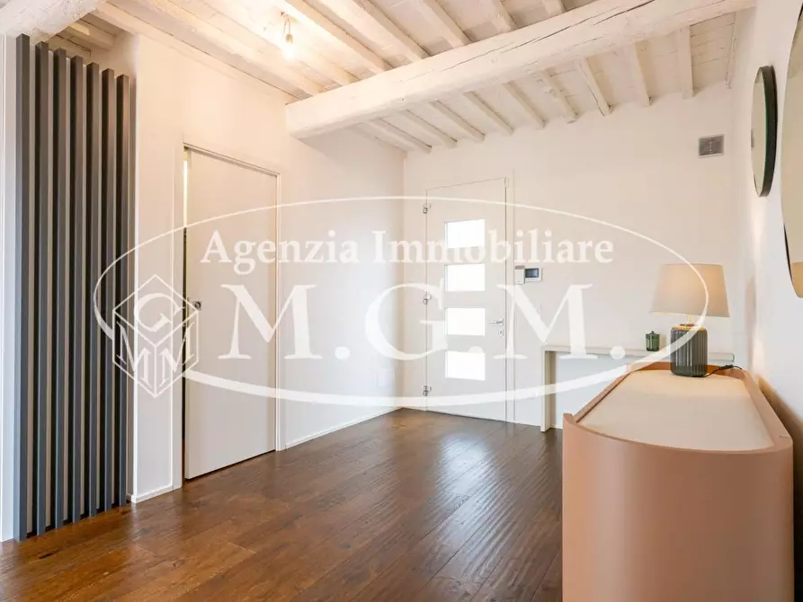 Immagine 12 di Rustico / casale in vendita  a Santa Maria A Monte