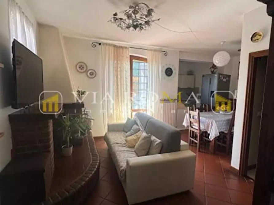 Immagine 8 di Casa bifamiliare in vendita  a Lucca