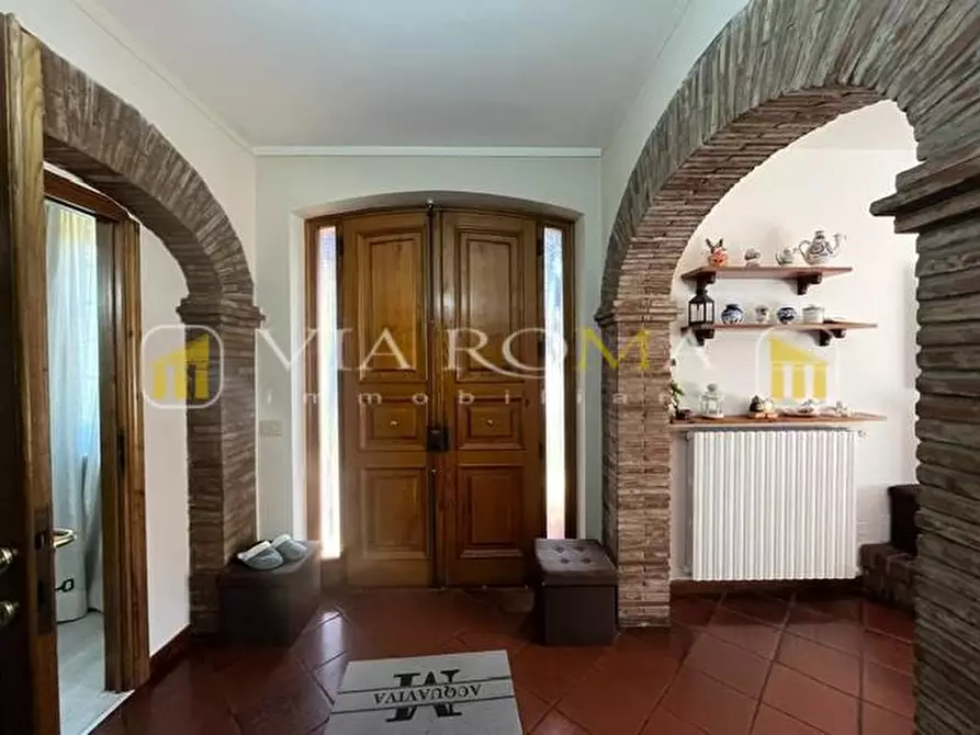 Immagine 7 di Casa bifamiliare in vendita  a Lucca