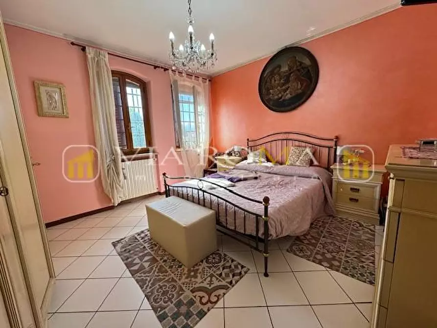 Immagine 27 di Casa bifamiliare in vendita  a Lucca