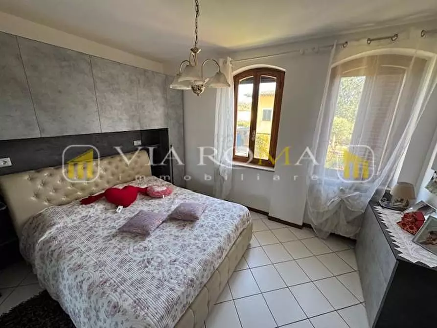 Immagine 23 di Casa bifamiliare in vendita  a Lucca