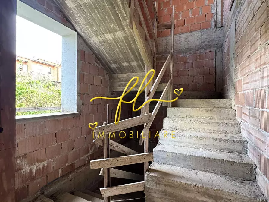 Immagine 21 di Villa in vendita  a Casciana Terme Lari