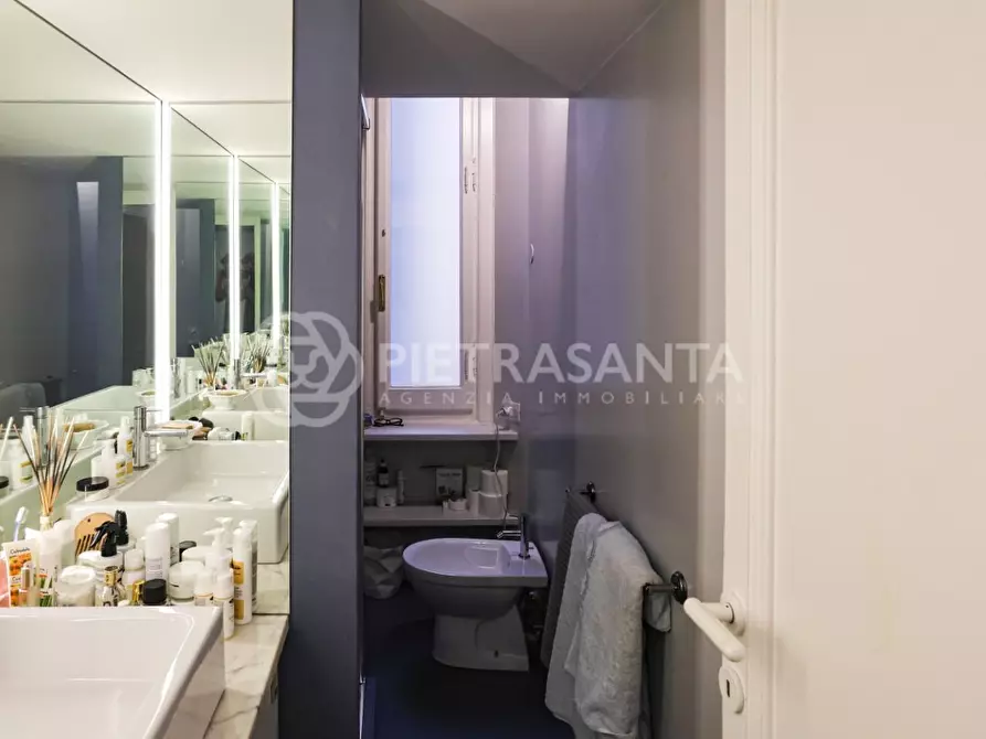 Immagine 89 di Appartamento in vendita  a Firenze