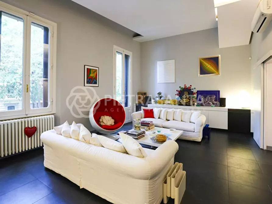 Immagine 4 di Appartamento in vendita  a Firenze