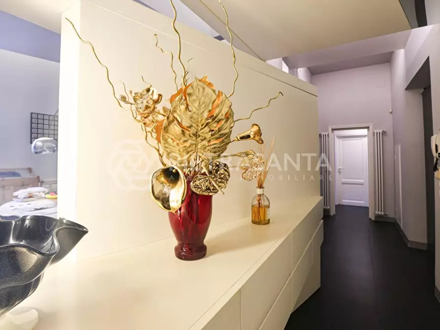 Immagine 57 di Appartamento in vendita  a Firenze