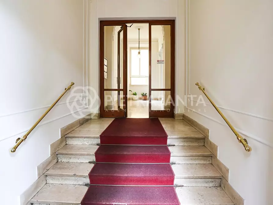 Immagine 101 di Appartamento in vendita  a Firenze
