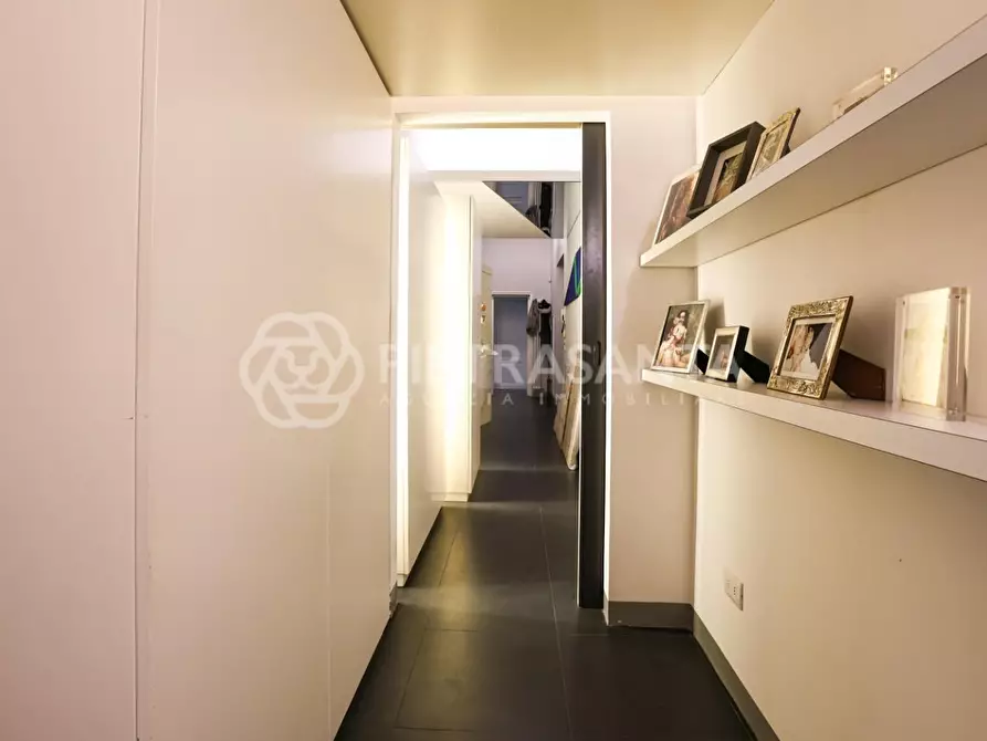 Immagine 50 di Appartamento in vendita  a Firenze