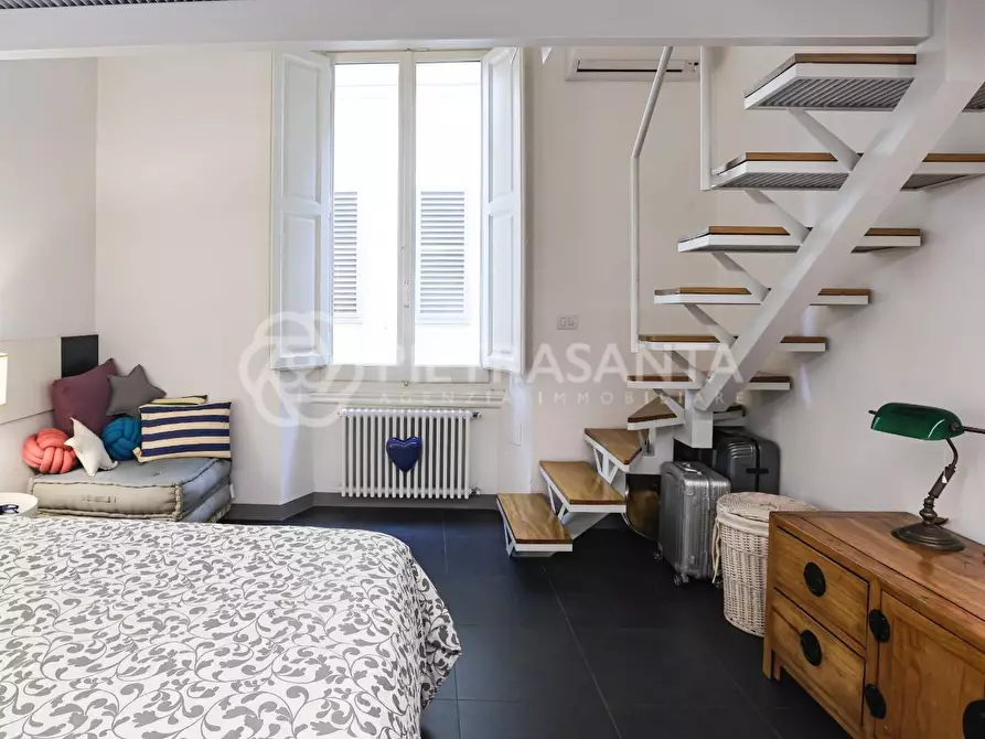 Immagine 86 di Appartamento in vendita  a Firenze