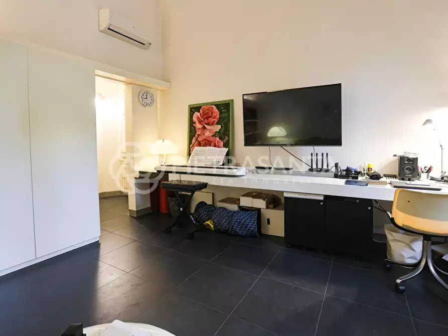 Immagine 48 di Appartamento in vendita  a Firenze
