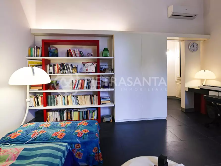 Immagine 49 di Appartamento in vendita  a Firenze