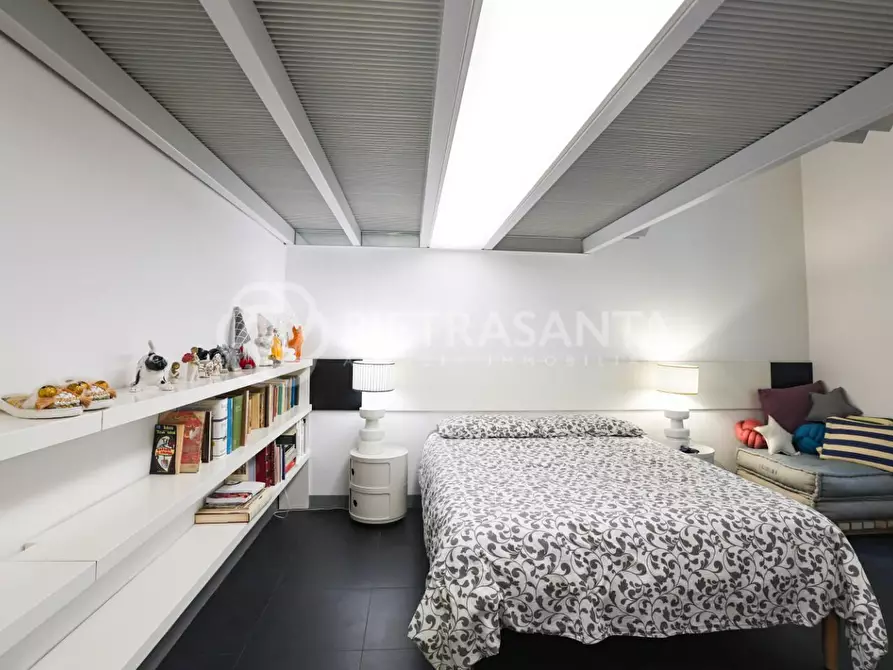 Immagine 84 di Appartamento in vendita  a Firenze