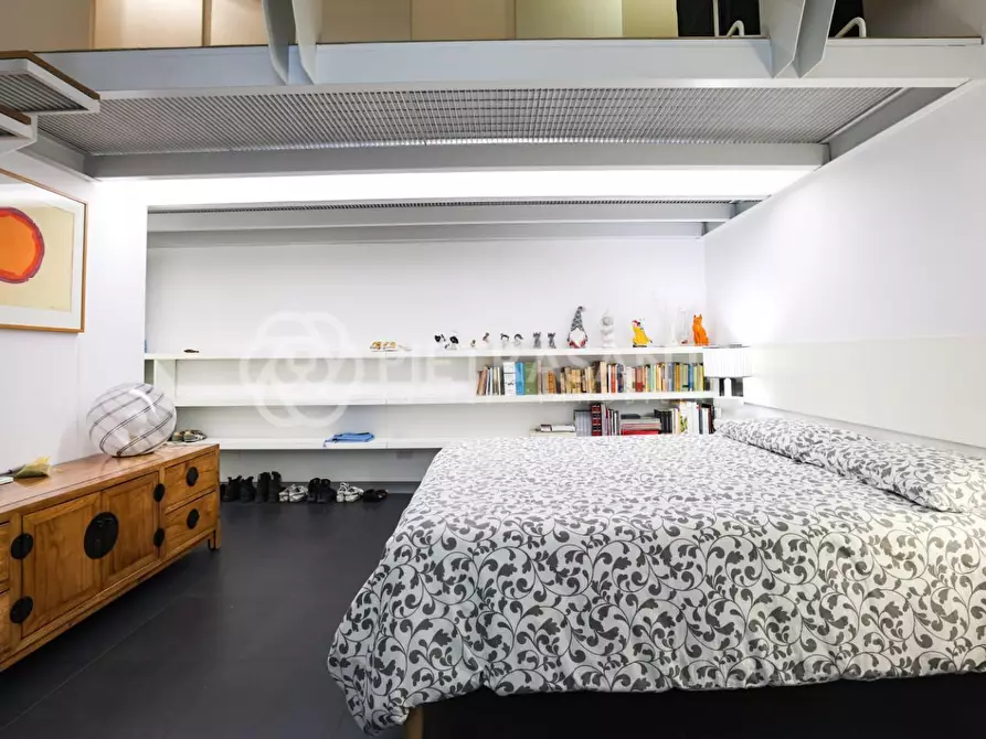 Immagine 73 di Appartamento in vendita  a Firenze