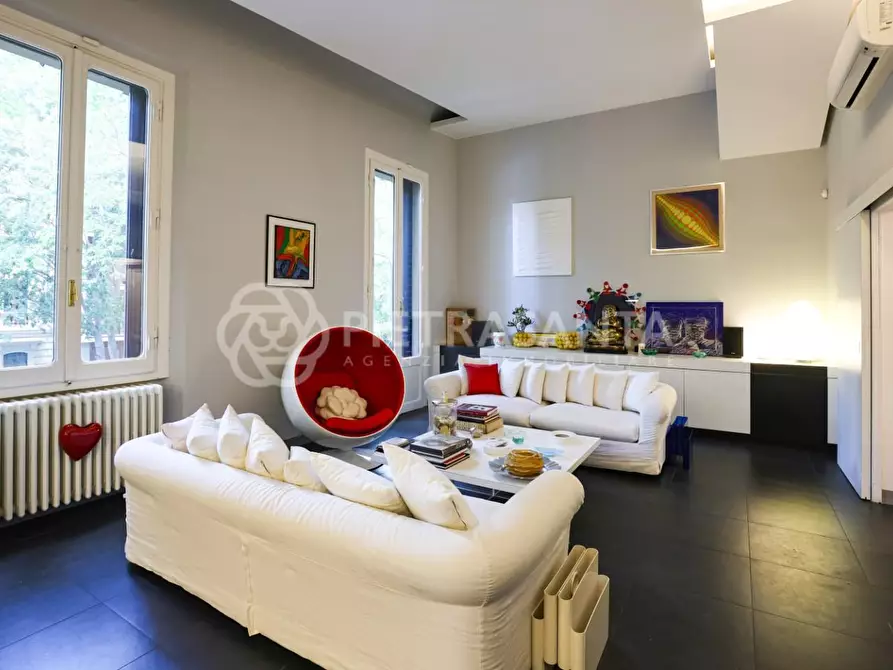Immagine 2 di Appartamento in vendita  a Firenze